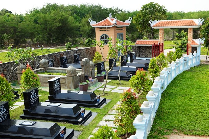 Mộ gia đình gia tộc ở Công viên Vĩnh Hằng Ba vì